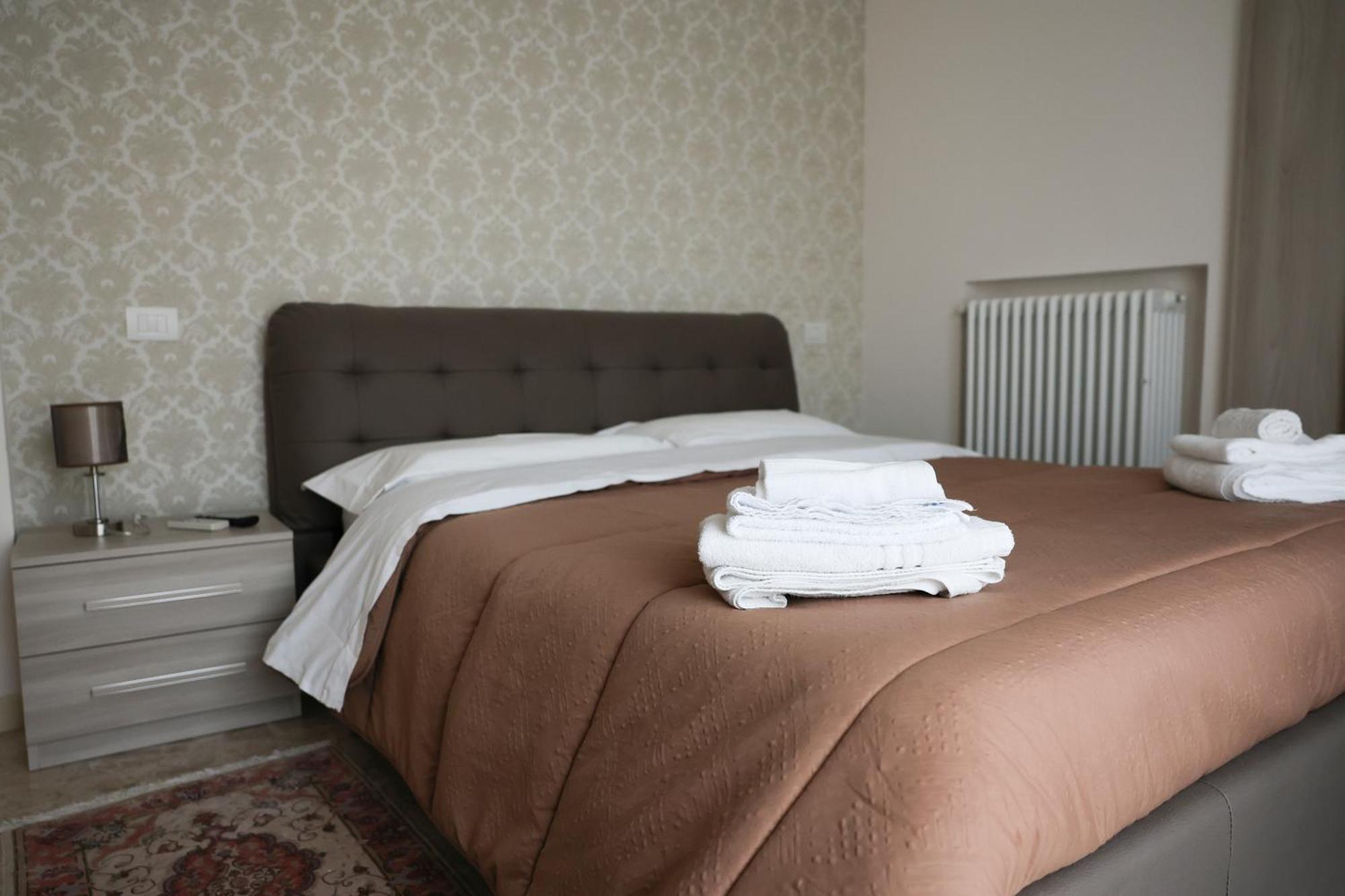 Blancohouse - Berto Luxury Rimini Centro Storico Leilighet Eksteriør bilde